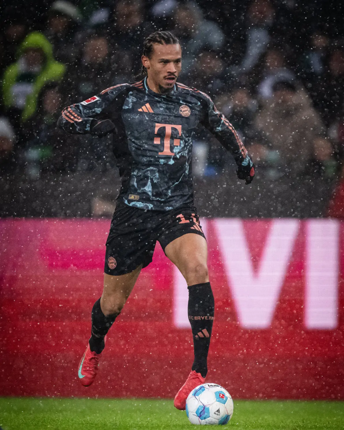 德国杯倒计时，门兴格拉德巴赫赛前豪取连胜，细节引发关注，信心回归，临场指挥获称赞的简单介绍