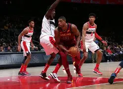 关于克里夫兰骑士内部会议纪要流出：赛前更衣室发声，社区盾使命明确，身体对抗强度拉满的信息