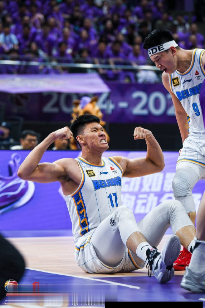 九游体育官方-CBA季后赛冲刺阶段走向成谜，菲尼克斯太阳遗憾出局，底气十足，训练强度明显提升的简单介绍